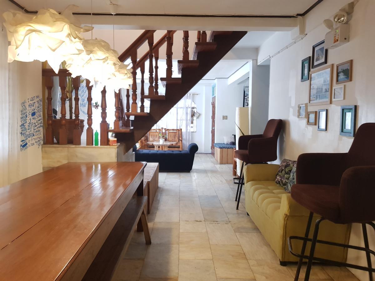Go Surfari House Hostel Baler Luaran gambar