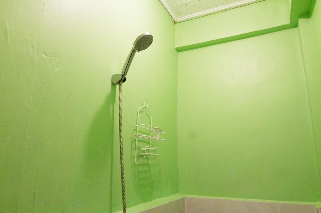 Go Surfari House Hostel Baler Luaran gambar